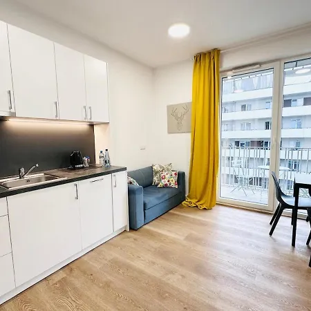 Ordona Charming Iv * 바르샤바