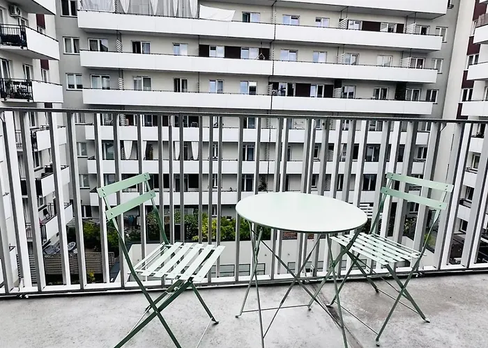 Ordona Charming Iv Lejlighed Warszawa