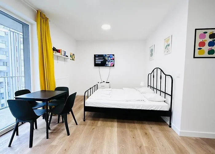 Ordona Charming Iv * Warszawa