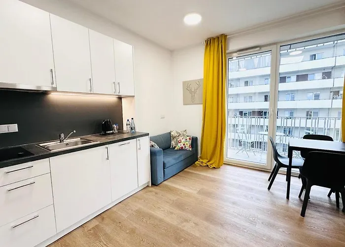 Ordona Charming Iv * Warszawa